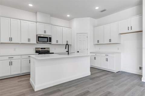 1306 East Parkway, Deland FL - photo 6 of 35
