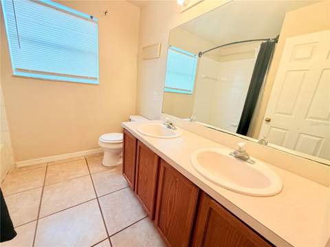 4208 Lugano Court, Kissimmee FL - photo 16 of 34