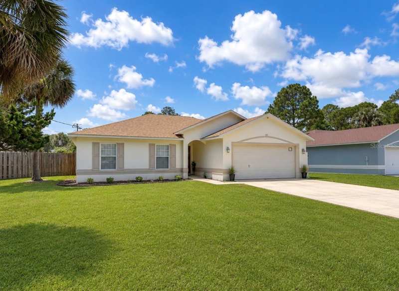 3 bedroom Single Family Residence at 36 Port Royal Drive, Pine Grove, Palm Coast — photo 1