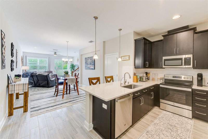 2 bedroom Townhouse at 2441 Foggy Creek Circle, Towns At Belleair Grove, Clearwater — photo 5