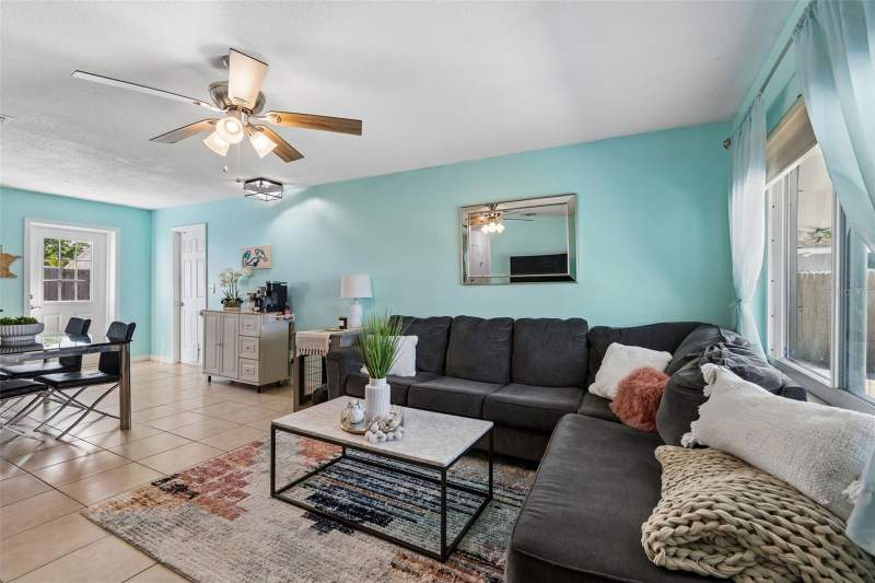 3 bedroom Single Family Residence at 6882 62nd Avenue, Bonnie Bay Unit One, Pinellas Park — photo 4