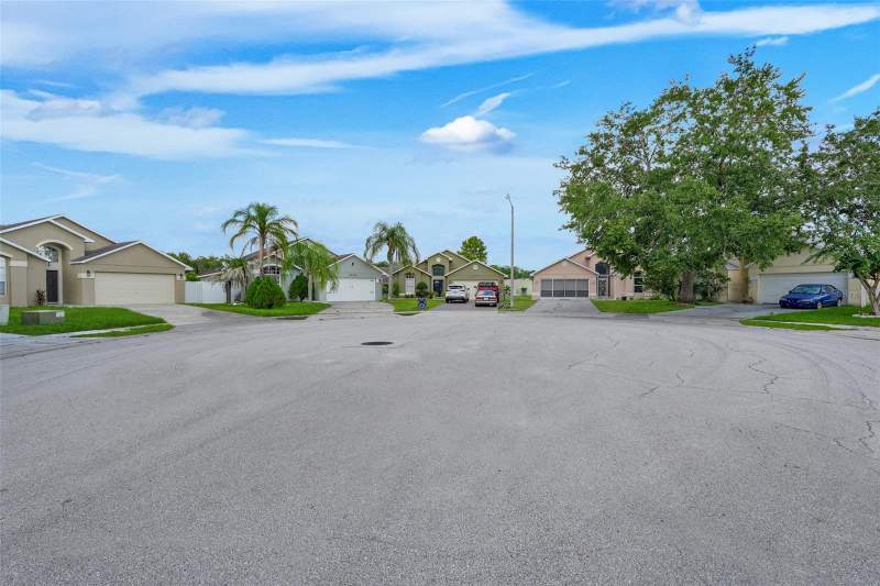 3 bedroom Single Family Residence at 2109 Carbine Court, Remington Pointe, Kissimmee — photo 3