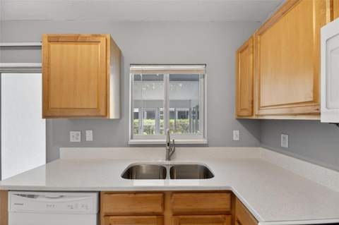 2258 Fluorshire Drive, Brandon FL - photo 21 of 48