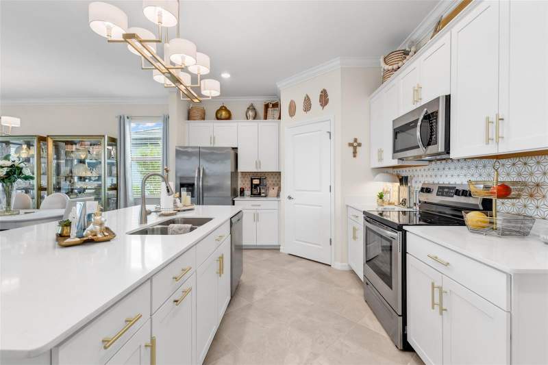 3 bedroom Single Family Residence at 17400 Luminous Avenue, Lakespur/Wellen Park, Venice — photo 5