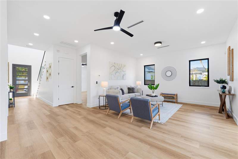 4 bedroom Single Family Residence at 3531 81st Street, Jungle Terrace Sec D, St Petersburg — photo 4