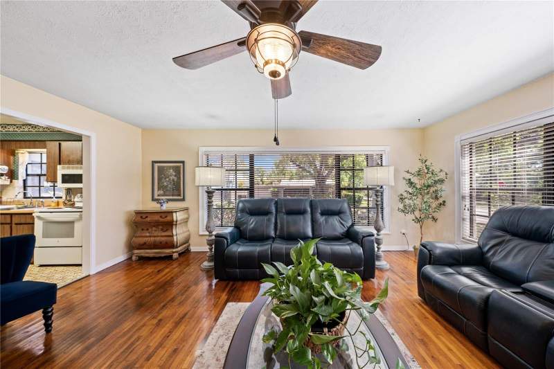5 bedroom Single Family Residence at 2207 W Ohio Avenue, Princess Park 1, Tampa — photo 5