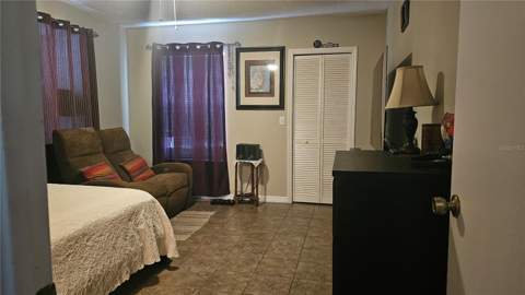 9906 Surrey Ridge Road, Orlando FL - photo 8 of 18