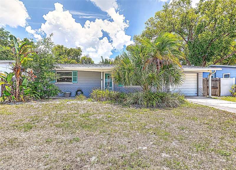 3 bedroom Single Family Residence at 831 Lakeside Drive, Lakeland Groves Sub, Largo — photo 1