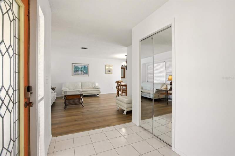 3 bedroom Single Family Residence at 747 Bal Harbor Boulevard, Punta Gorda Isles Sec 05, Punta Gorda — photo 4