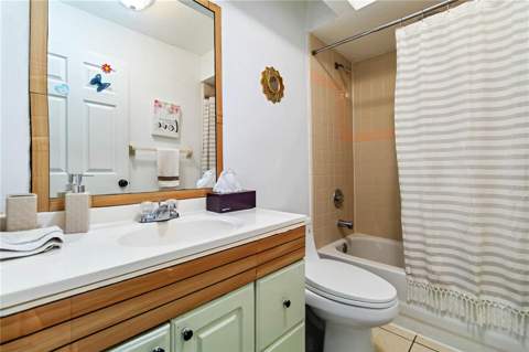 211 Dawn Court, Kissimmee FL - photo 13 of 29
