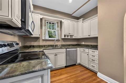 845 28th Avenue, St Petersburg FL - photo 12 of 38