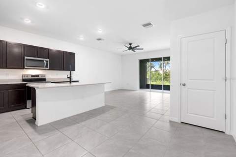 5052 Captain Davis Drive, Wimauma FL - photo 20 of 43