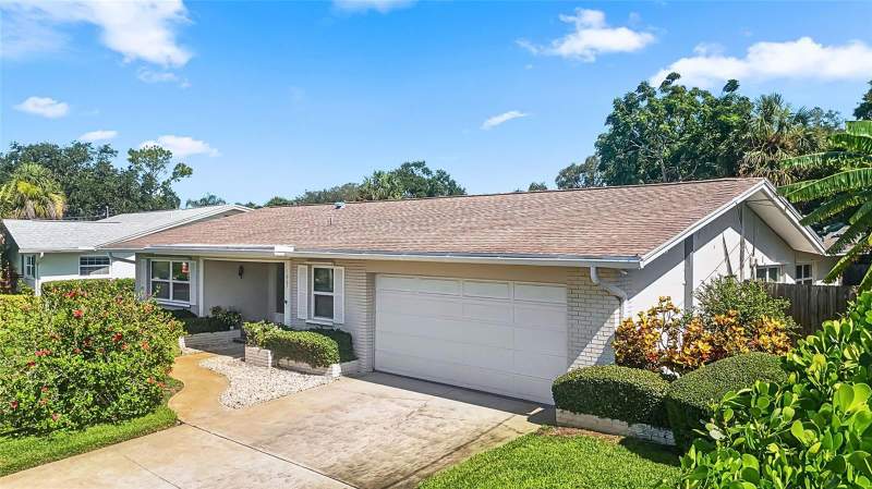 3 bedroom Single Family Residence at 1067 44TH AVENUE, NORTH EAST PARK SHORES 3RD ADD, ST PETERSBURG — photo 2