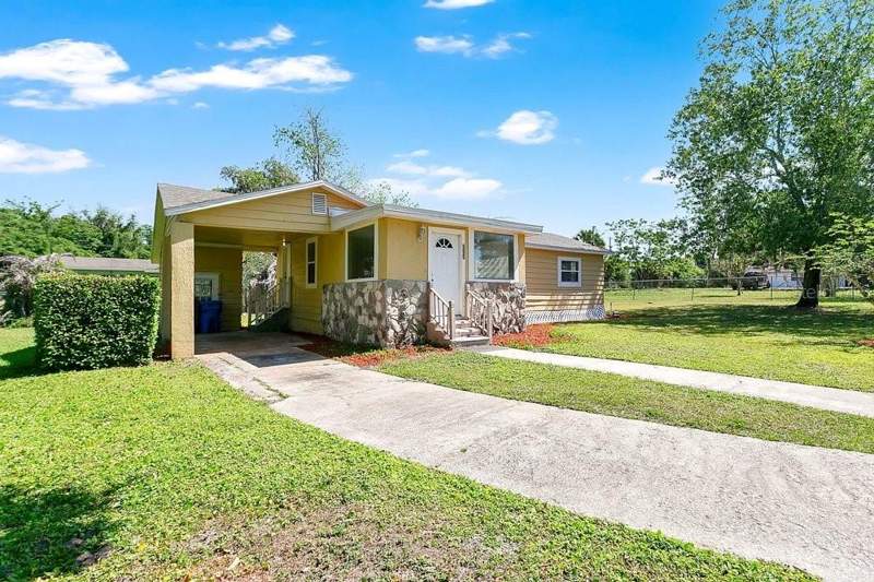 2 bedroom Single Family Residence at 595 3rd Street, Milton Square, Oviedo — photo 3