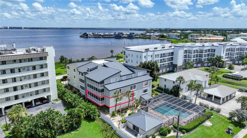 2 bedroom Condominium at 1477 Park Beach Circle #13, Park Bch Club Association Condo, Punta Gorda — photo 3