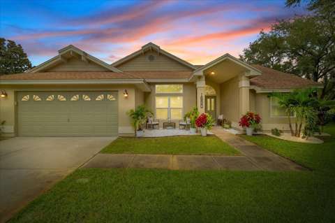 1650 Winners Circle, home for sale in Tarpon Springs 34689