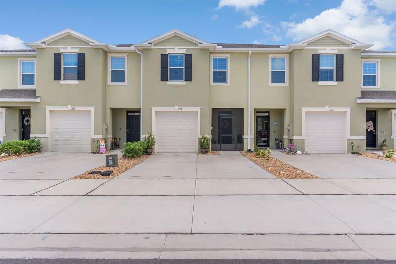 3 bedroom Townhouse at 1198 Lido Drive, Venezia Twnhs, Howey In The Hills — photo 3