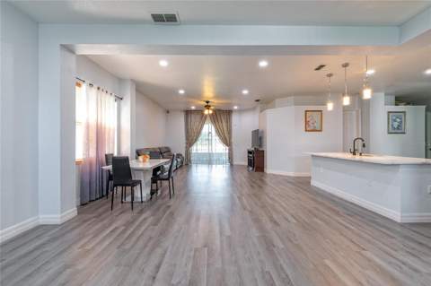 2818 Oconnell Drive, Kissimmee FL - photo 10 of 42