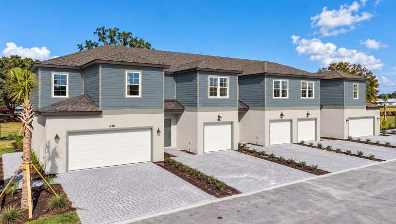 3 bedroom Townhouse at 2290 Red Pine Court, Connors Cove, Eustis — photo 1