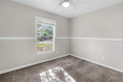 301 Regal Park Drive, Valrico FL - photo 11 of 17