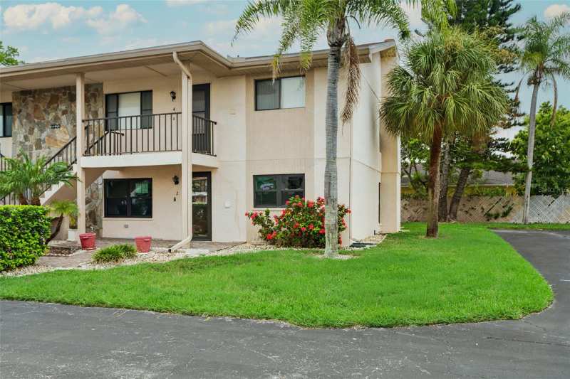 2 bedroom Condominium at 9920 Eagles Point Circle #2, Eagles Point Condo, Port Richey — photo 1