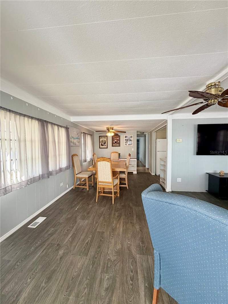2 bedroom Mobile Home at 10399 67th Avenue #4, Edgewater Pines Roc Inc Unrec, Seminole — photo 3