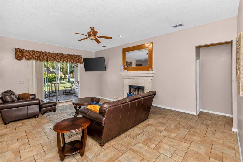 3 bedroom Single Family Residence at 1907 Westbourne Drive, Heronwood At Carillon, Oviedo — photo 5