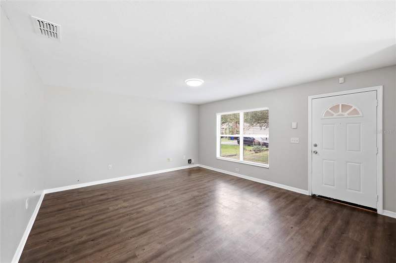 3 bedroom Single Family Residence at 2214 E 19th Avenue, Mays Add, Tampa — photo 3
