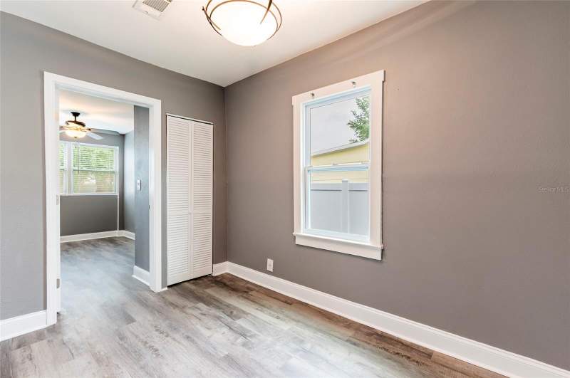 4 bedroom Single Family Residence at 2017 Oceanview Place, Edgewater Park, Tampa — photo 4