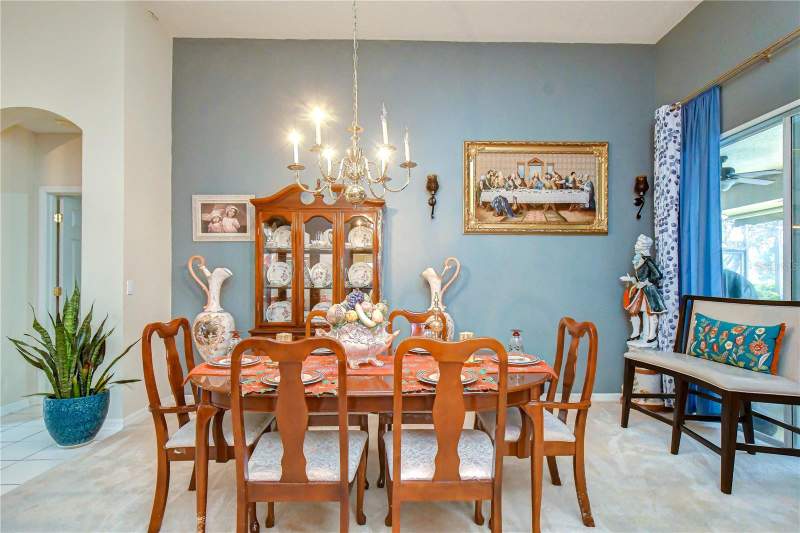 5 bedroom Single Family Residence at 2202 Longmore Circle, Bloomingdale, Valrico — photo 4
