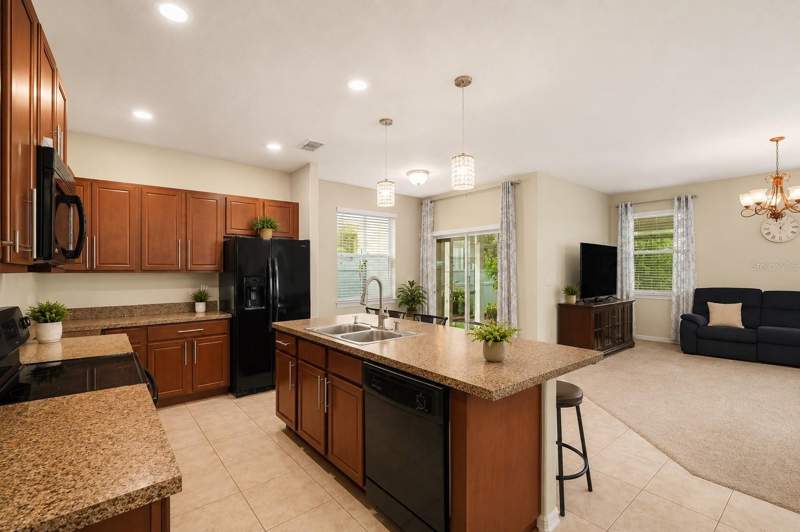 4 bedroom Single Family Residence at 11334 Villas On The Green Dr, Summerfield Crossings Village, Riverview — photo 4