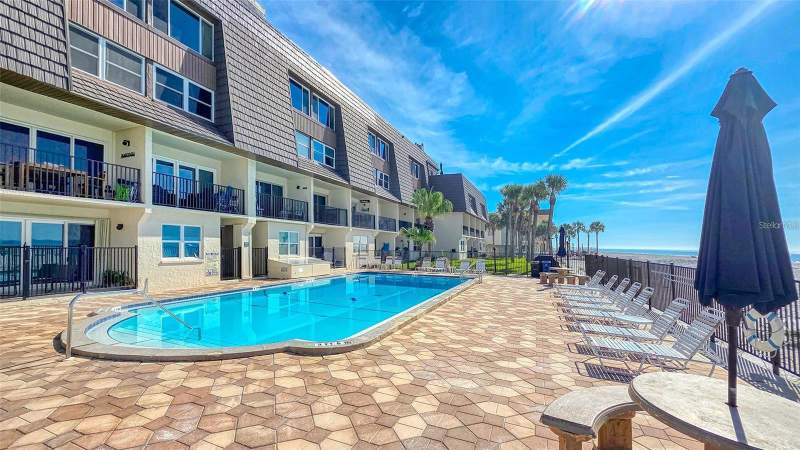 2 bedroom Condominium at 60 Gulf Boulevard #203, Happy Fiddler Condo The, Indian Rocks Beach — photo 4