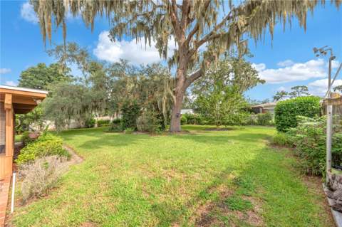 110 Ashbrook Drive, Brandon FL - photo 11 of 39