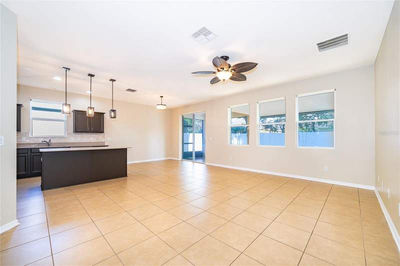 4 bedroom Single Family Residence at 2587 Tanner Terrace, Eagle Bay Ph 2, Kissimmee — photo 5
