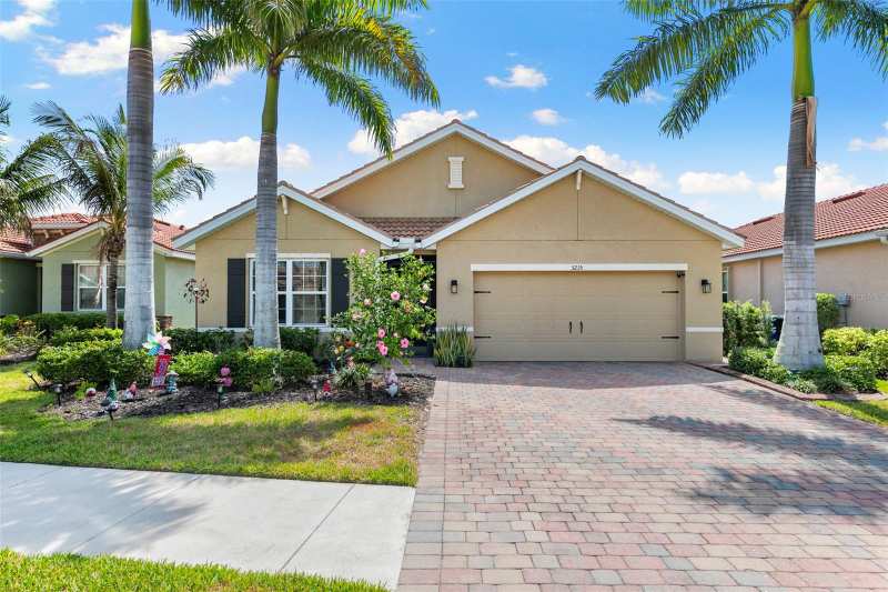 4 bedroom Single Family Residence at 3215 Birchin Lane, Lindsford Ph 2A, Fort Myers — photo 1