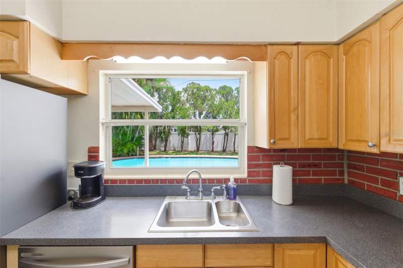2 bedroom Single Family Residence at 10651 125th Avenue, Esquire Estates, Largo — photo 3