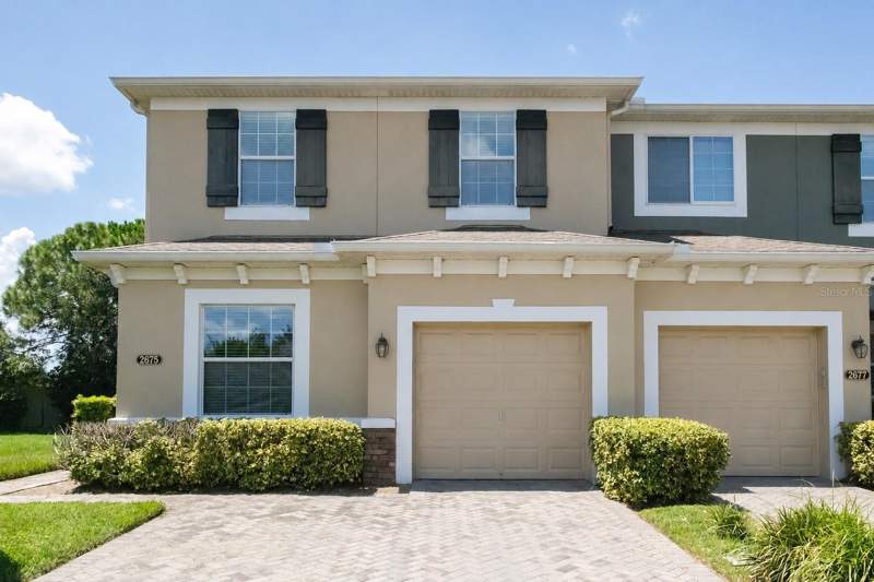 3 bedroom Townhouse at 2675 River Landing Drive, Riverview Twnhms Ph II, Sanford — photo 2