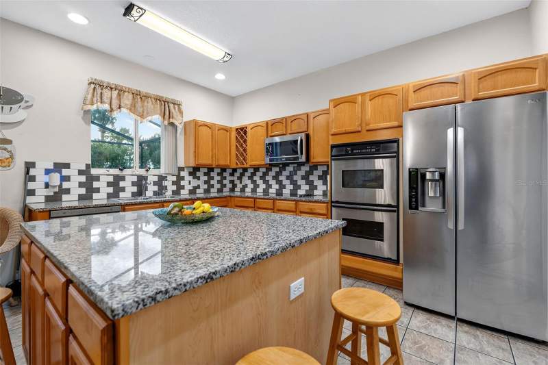 3 bedroom Single Family Residence at 16525 Sunrise Vista Drive, Sunrise Lakes Ph I Sub, Clermont — photo 2