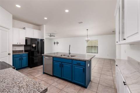 36077 Stable Wilk Avenue, Zephyrhills FL - photo 15 of 40