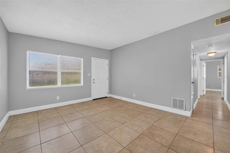 3 bedroom Single Family Residence at 4001 Monarch Drive, Silver Beach Sub, Orlando — photo 4