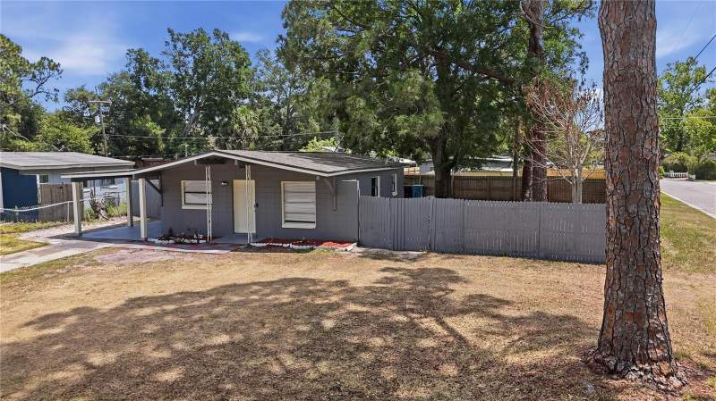 3 bedroom Single Family Residence at 1401 RADLEIGH PLACE, LAKE LAWNE SHORES ADD 03, ORLANDO — photo 2