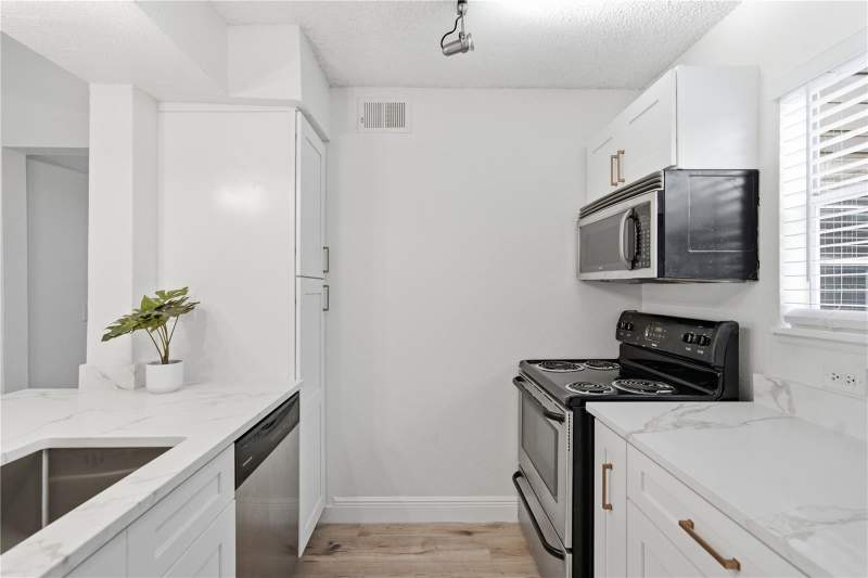 2 bedroom Condominium at 2500 Winding Creek Boulevard #F305, Fountains At Countryside Condo, Clearwater — photo 3