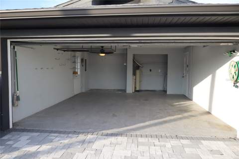 1019 Spindle Palm Way, Apollo Beach FL - photo 8 of 81