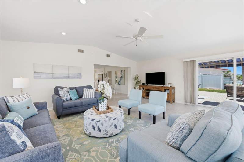 3 bedroom Single Family Residence at 3666 Belle Vista Drive, Belle Vista Shores, St Petersburg — photo 5