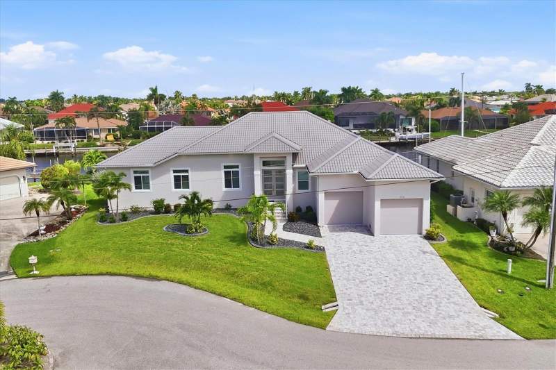 3 bedroom Single Family Residence at 312 Segovia Drive, Punta Gorda Isles Sec 15, Punta Gorda — photo 2
