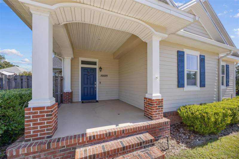 3 bedroom Single Family Residence at 16609 NW 166th Drive, Heritage Oaks Ph 1, Alachua — photo 2