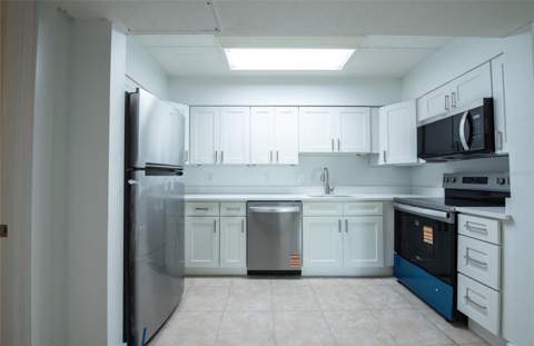 10365 Paradise Boulevard #9, Treasure Island FL - photo 6 of 6