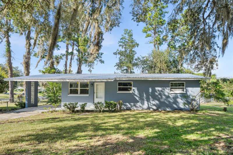 3 bedroom Single Family Residence at 3510 SE 18th Avenue, Devonshire Hills Sub 11-10-20, Gainesville — photo 1