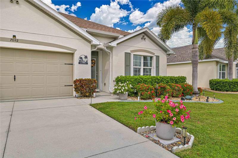 4 bedroom Single Family Residence at 7092 Mikasa Drive, Waterford Estates, Punta Gorda — photo 2