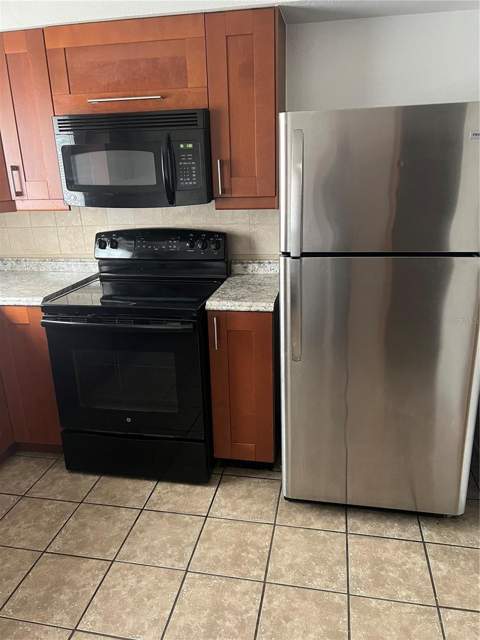 4265 S Semoran Boulevard #4, Orlando FL - photo 6 of 6